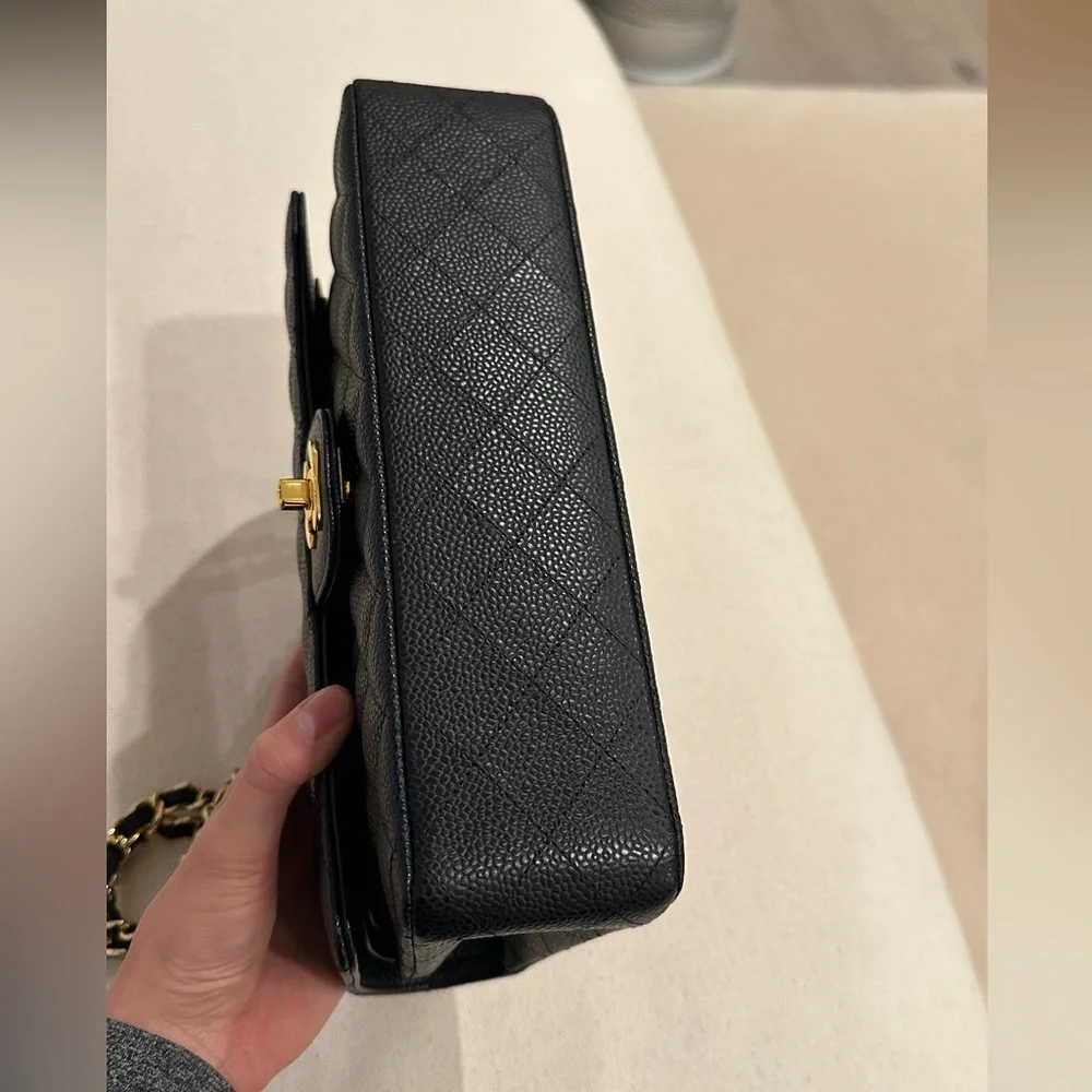 Classic Black Quilted Shoulder Bag with Gold Hardware - Picture 2 of 11